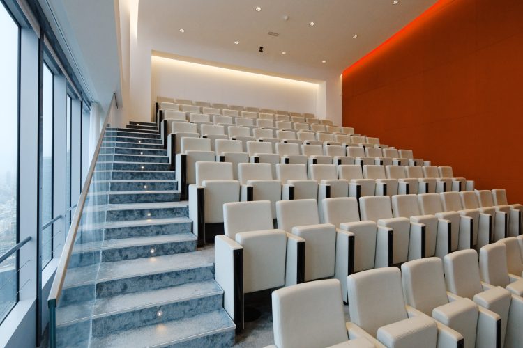 24-12-18 0802d-auditorium